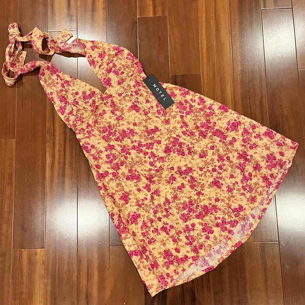 New‎ NWT Motel Yellow Dress Leana Floral Print Halter Neck Sleeveless Size Large